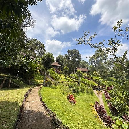 Sang Tirta Resort Penebel Exterior foto